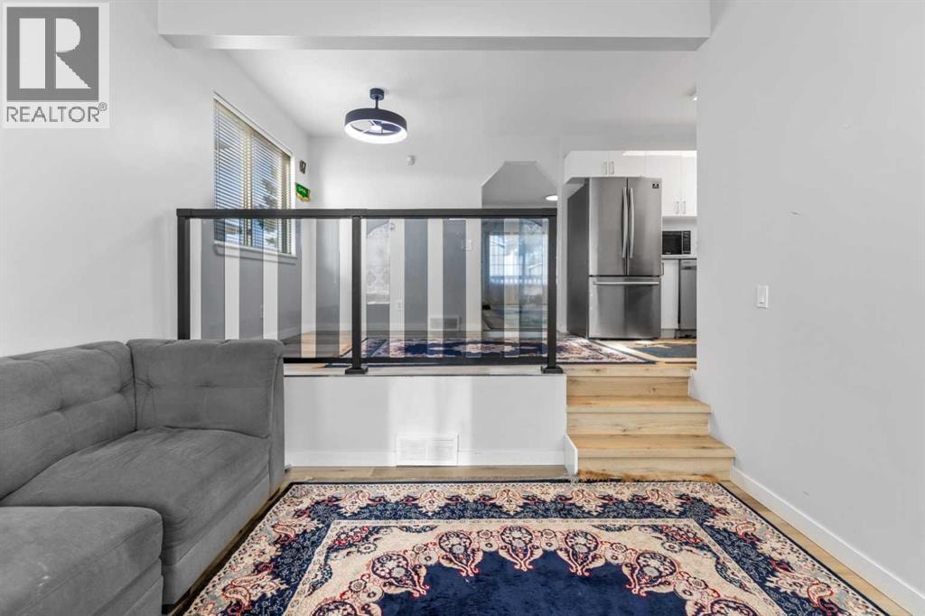 3806 Catalina Boulevard NE — photo 12