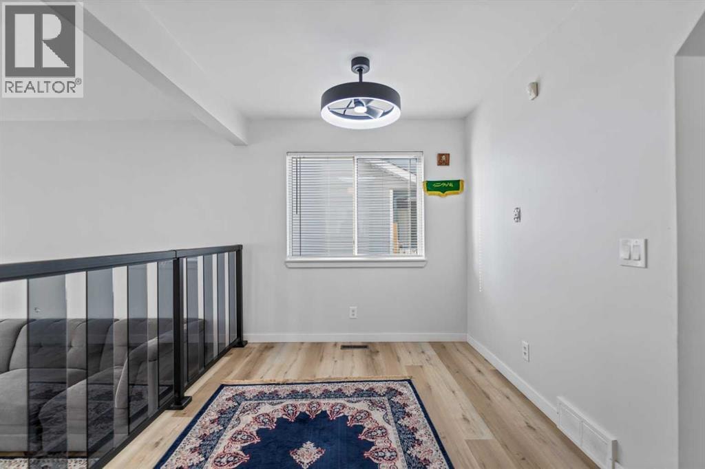 3806 Catalina Boulevard NE — photo 15