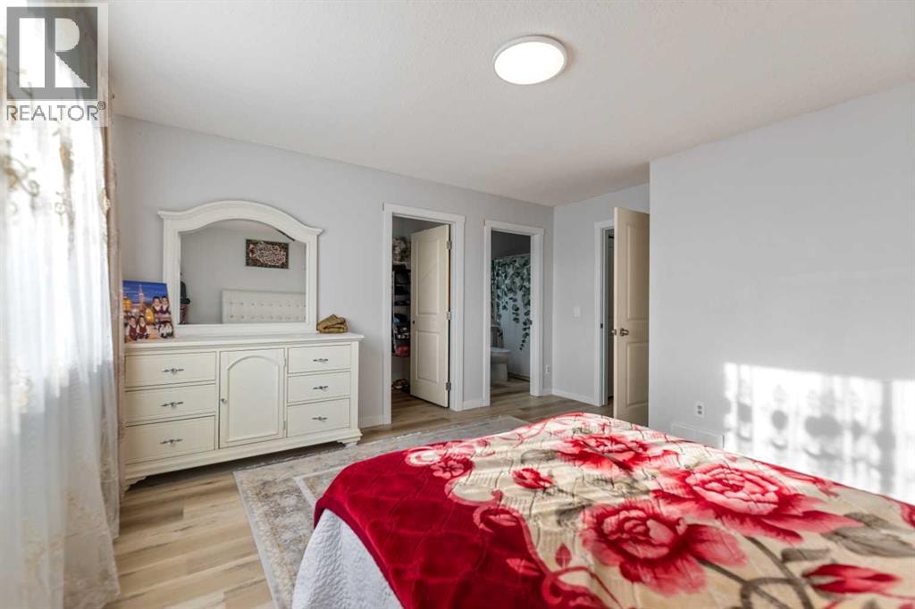 3806 Catalina Boulevard NE — photo 21