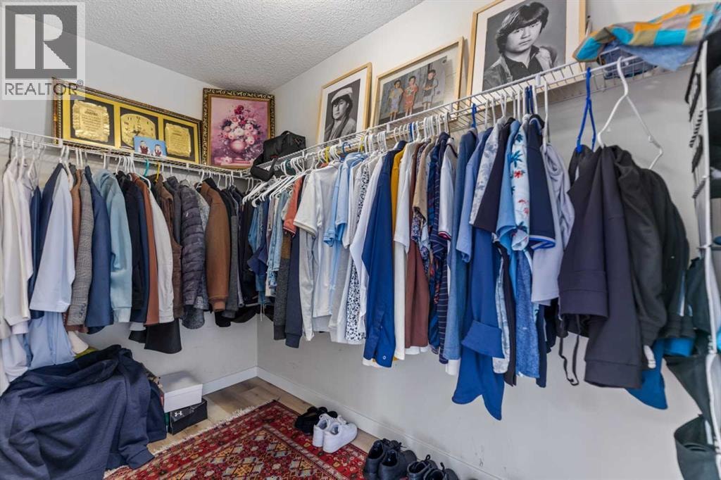 3806 Catalina Boulevard NE — photo 22