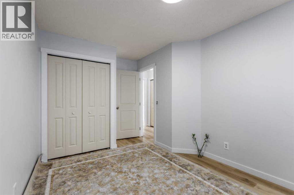 3806 Catalina Boulevard NE — photo 25