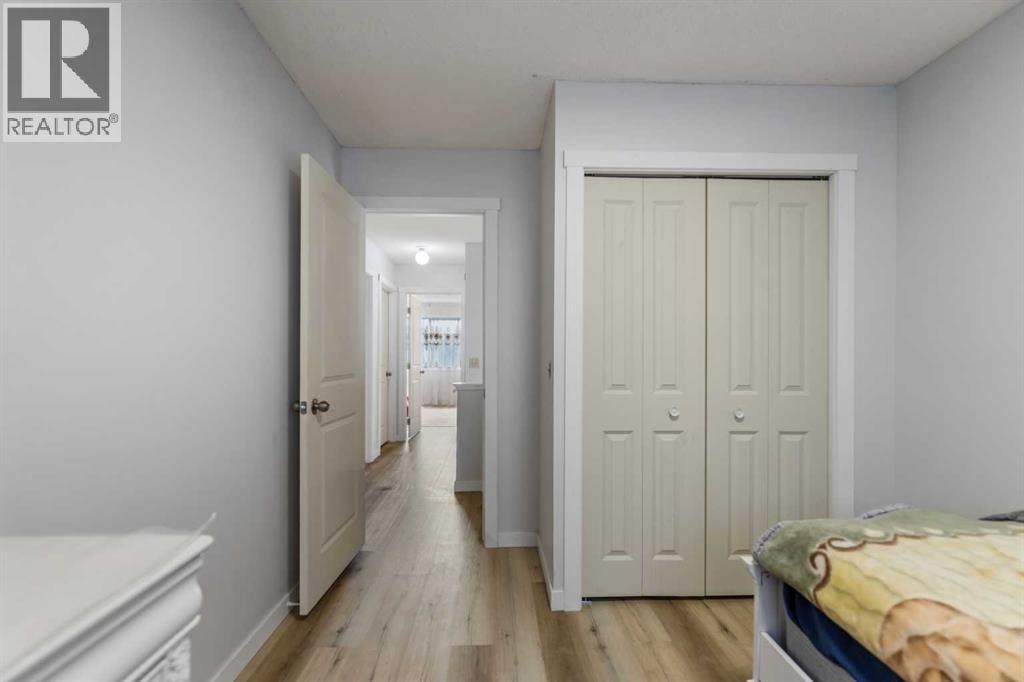 3806 Catalina Boulevard NE — photo 27