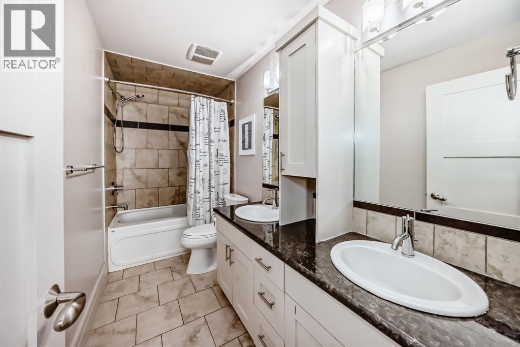 55 Aspen Meadows Green SW — photo 30