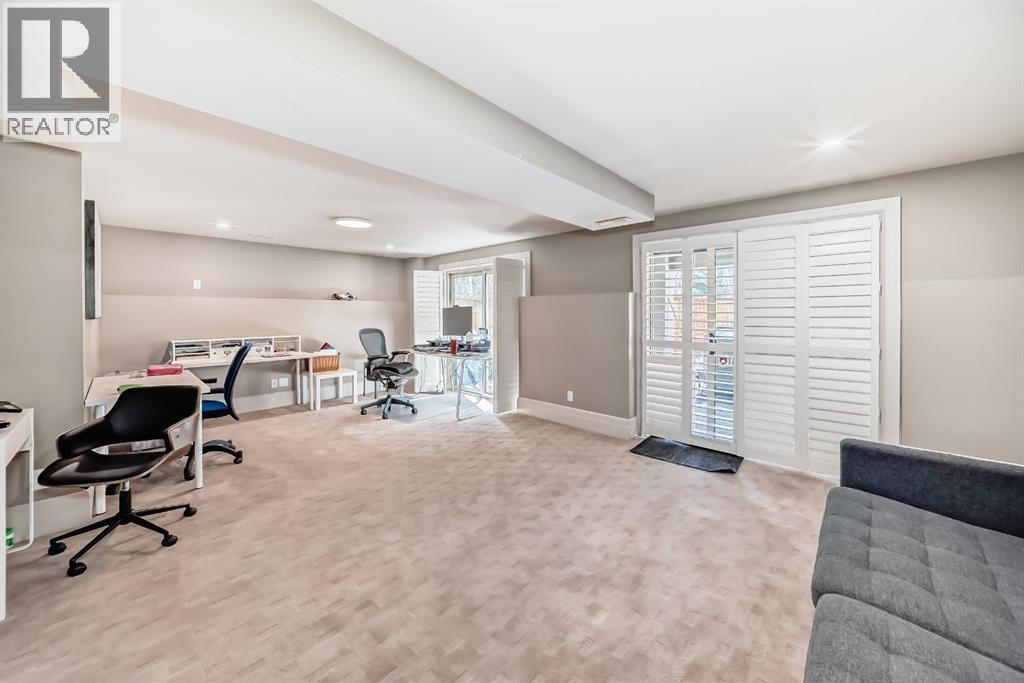 55 Aspen Meadows Green SW — photo 35
