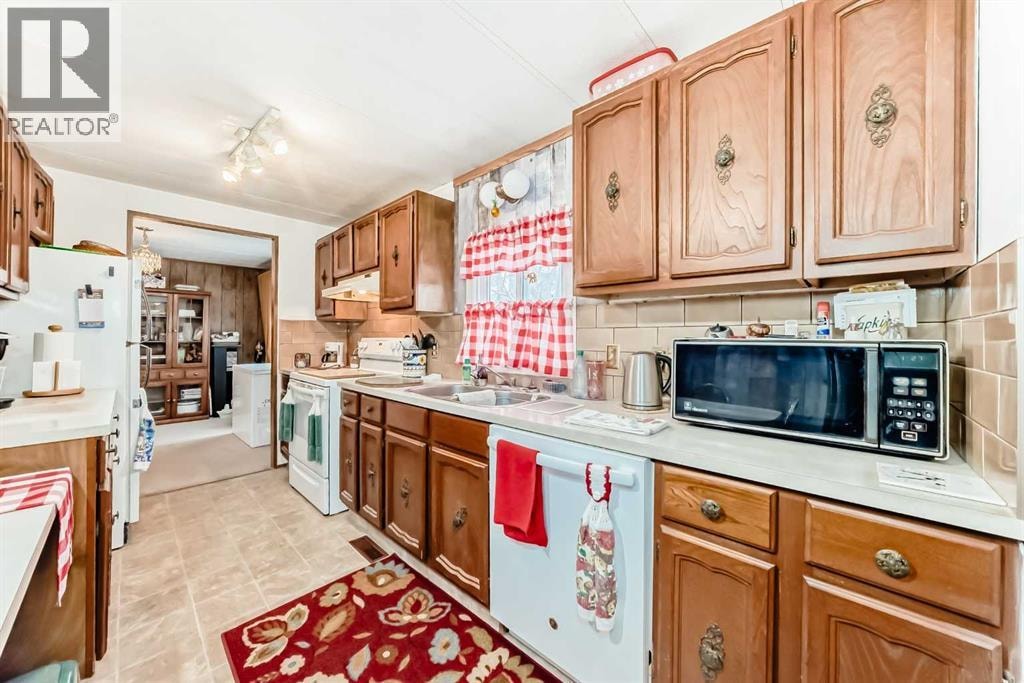 99, 99 Arbour Lake Road NW — photo 8