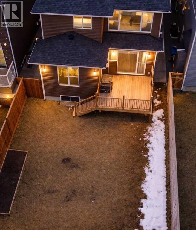 144 RED EMBERS Square NE — photo 50