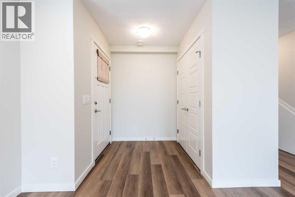 428 Cranbrook Square SE — photo 12