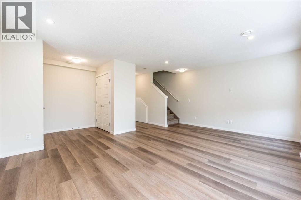 428 Cranbrook Square SE — photo 11