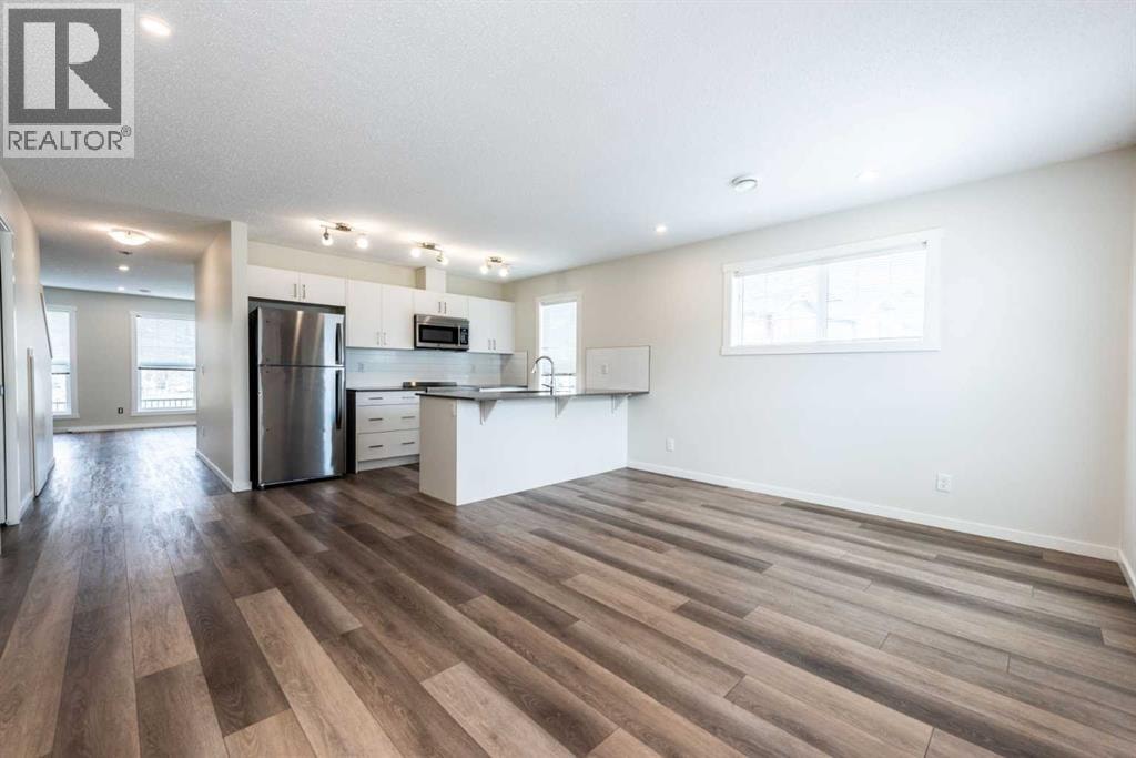 428 Cranbrook Square SE — photo 7