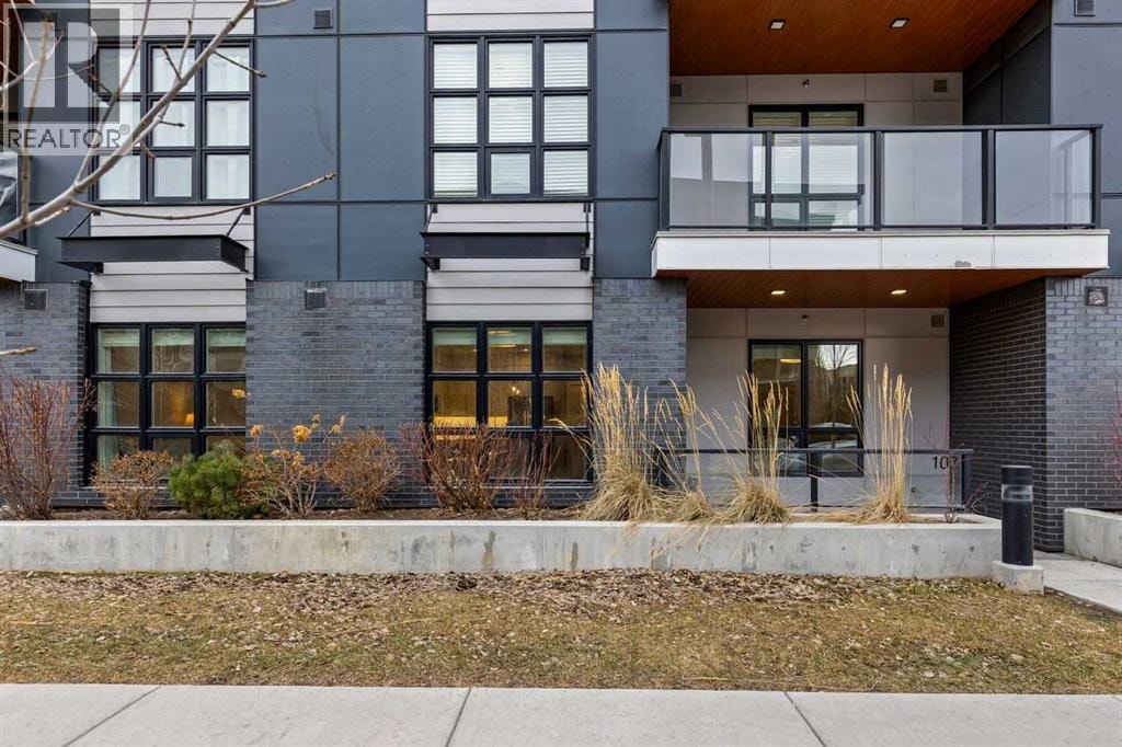 107, 383 Smith Street NW — photo 22