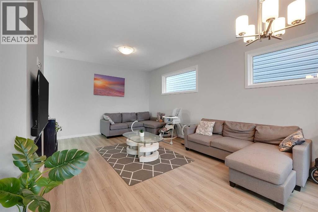 32 SETON Row SE — photo 8