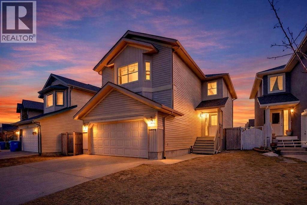 17 Taracove Crescent NE — photo 1