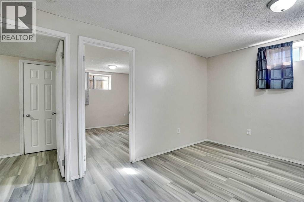 17 Taracove Crescent NE — photo 33