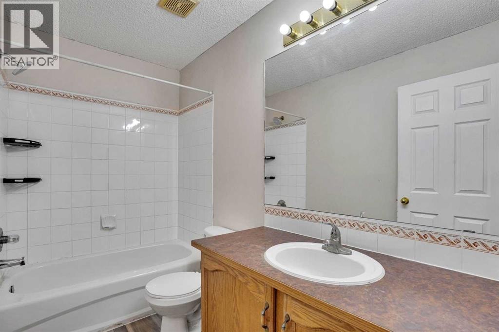 17 Taracove Crescent NE — photo 24