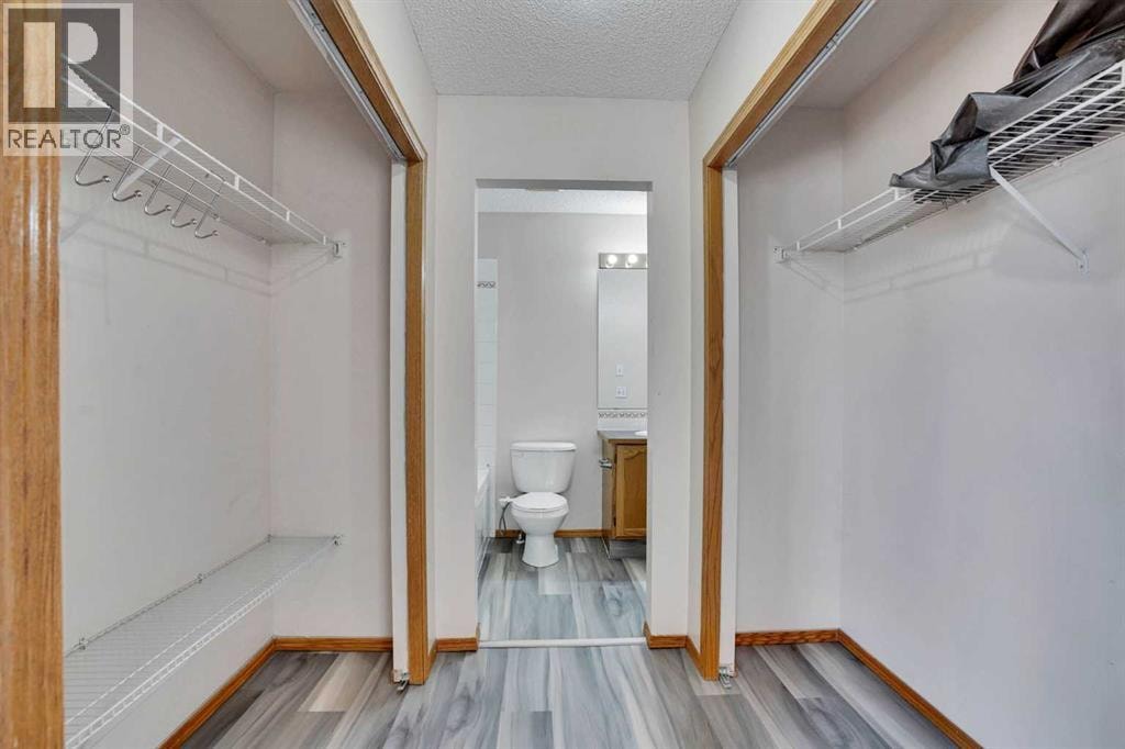 17 Taracove Crescent NE — photo 30