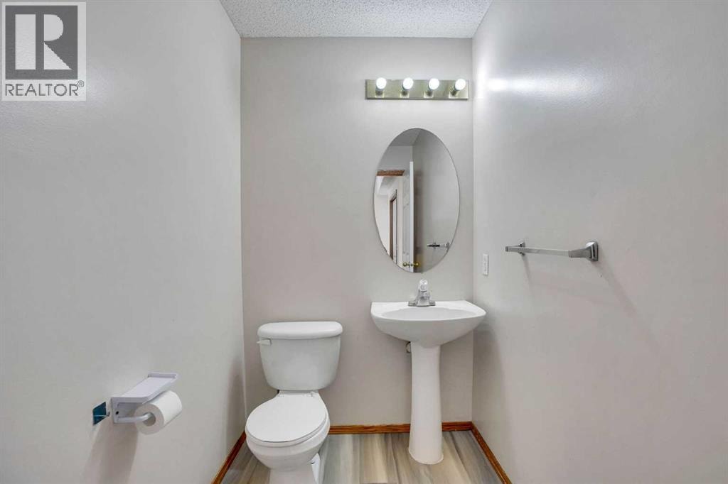 17 Taracove Crescent NE — photo 7