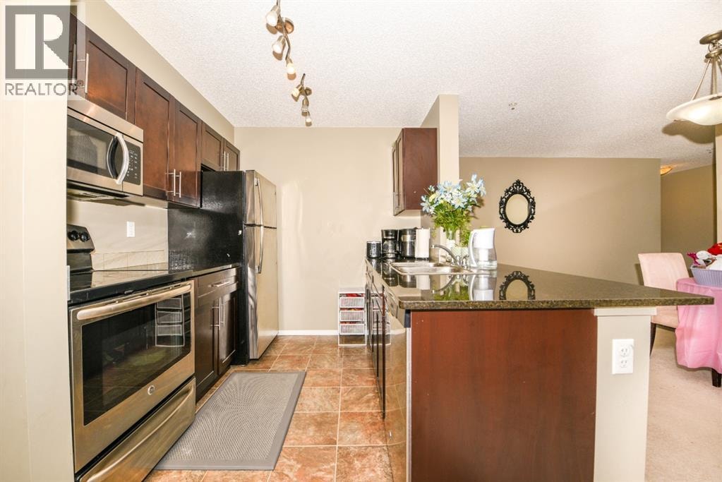 302, 5 Saddlestone Way NE — photo 9