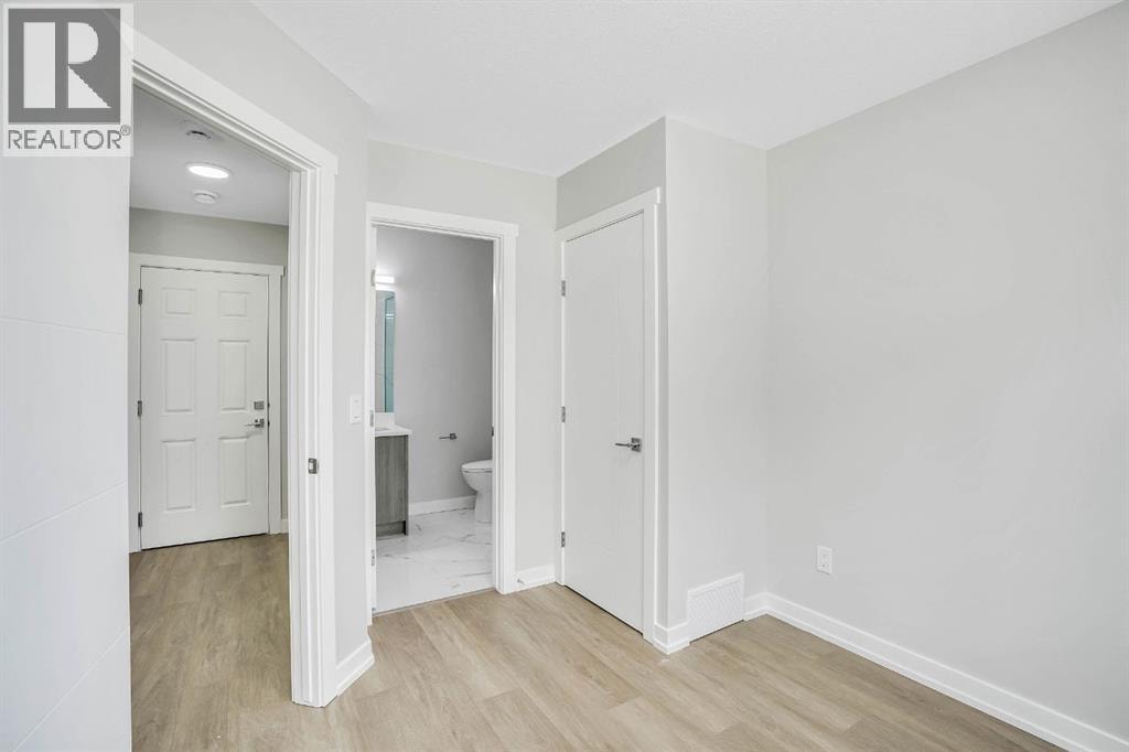 304 Red Sky Villas NE — photo 6