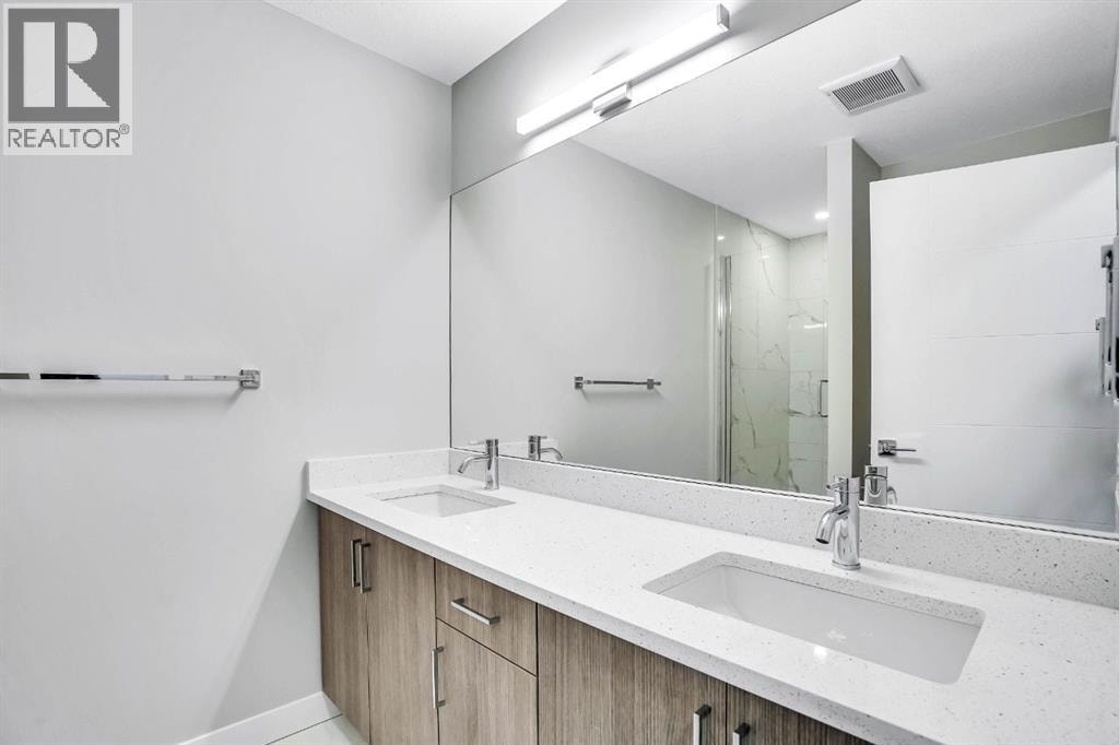 304 Red Sky Villas NE — photo 32