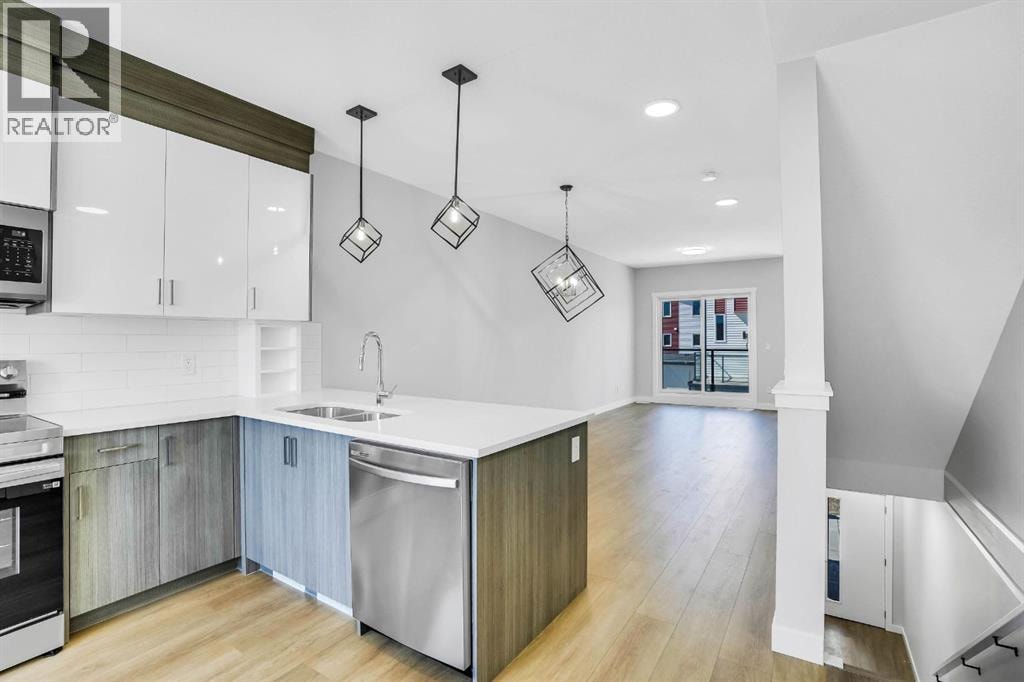 304 Red Sky Villas NE — photo 14
