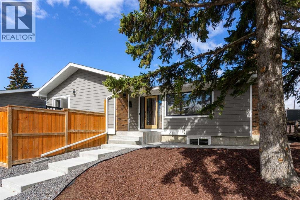 119 Silvercreek Close NW