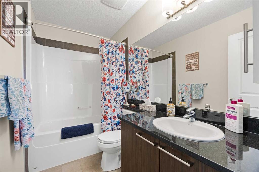 319 Taralake Way NE — photo 28