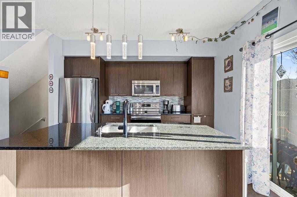 319 Taralake Way NE — photo 16