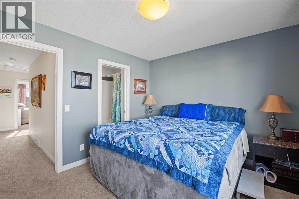 319 Taralake Way NE — photo 33