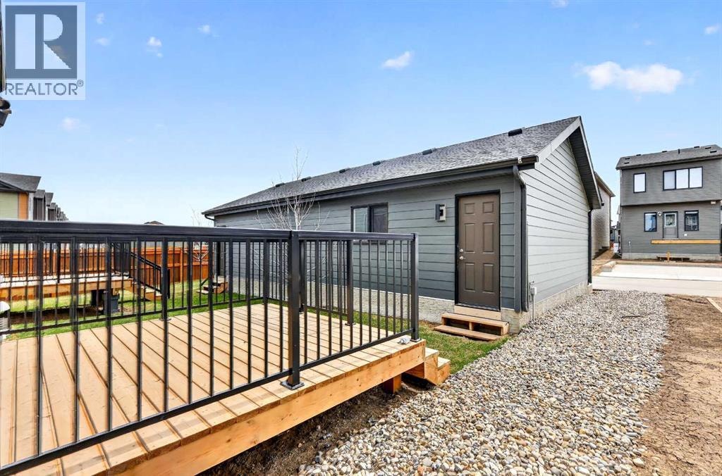 7079 Rangeview Avenue SE — photo 31