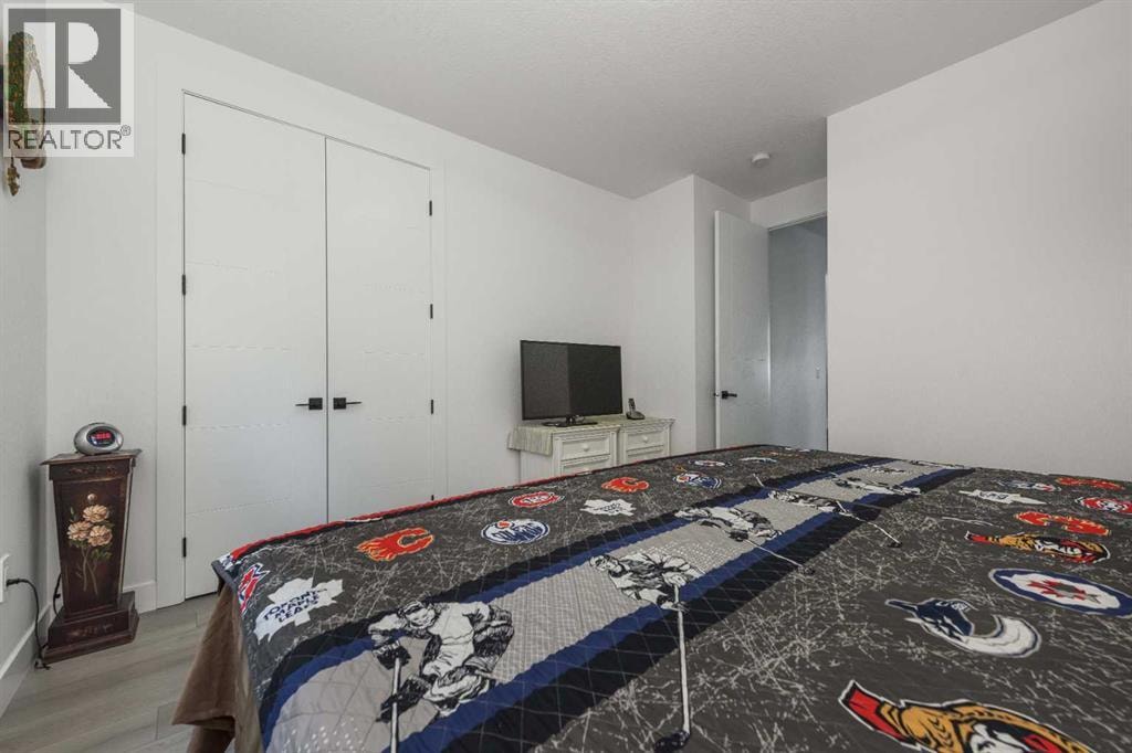 1001 Waterford Drive SE — photo 16