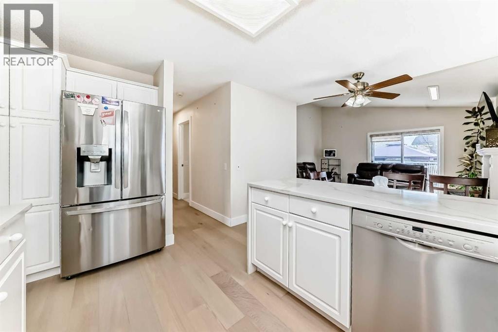 7165 California Boulevard NE — photo 5