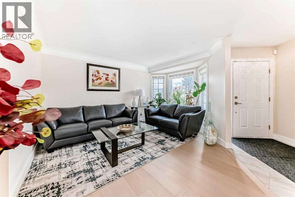 7165 California Boulevard NE — photo 16