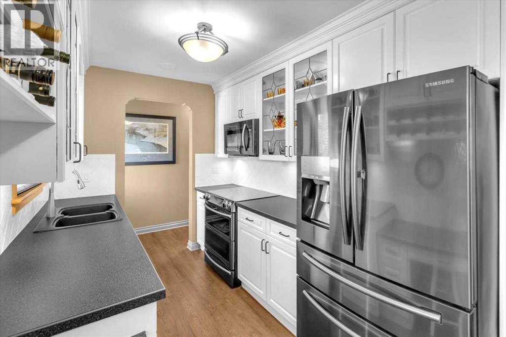 2211 45 Street SE — photo 14