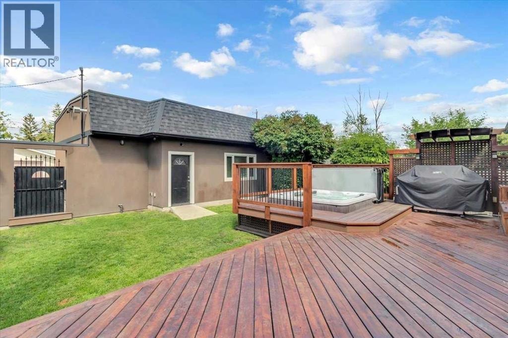 2211 45 Street SE — photo 37