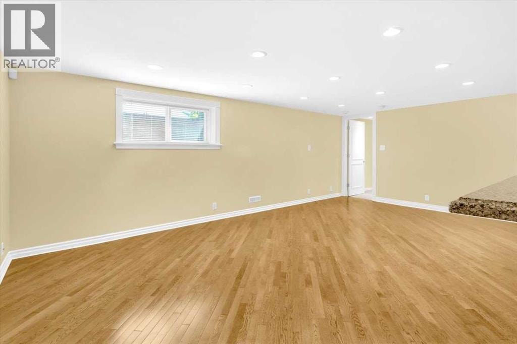 2211 45 Street SE — photo 31