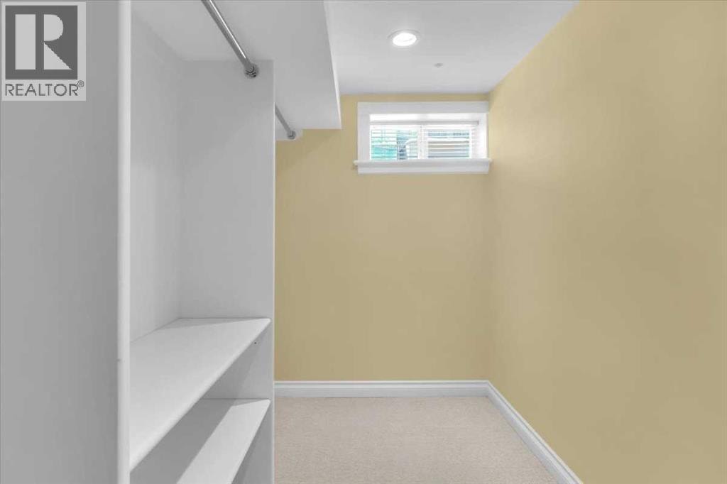 2211 45 Street SE — photo 36