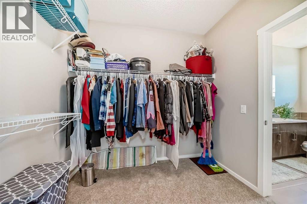17 Walgrove Manor SE — photo 26