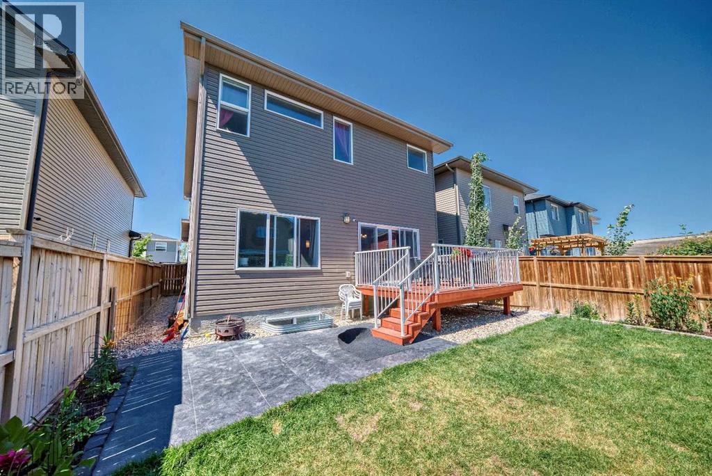 17 Walgrove Manor SE — photo 42