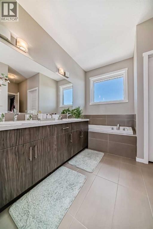 17 Walgrove Manor SE — photo 24
