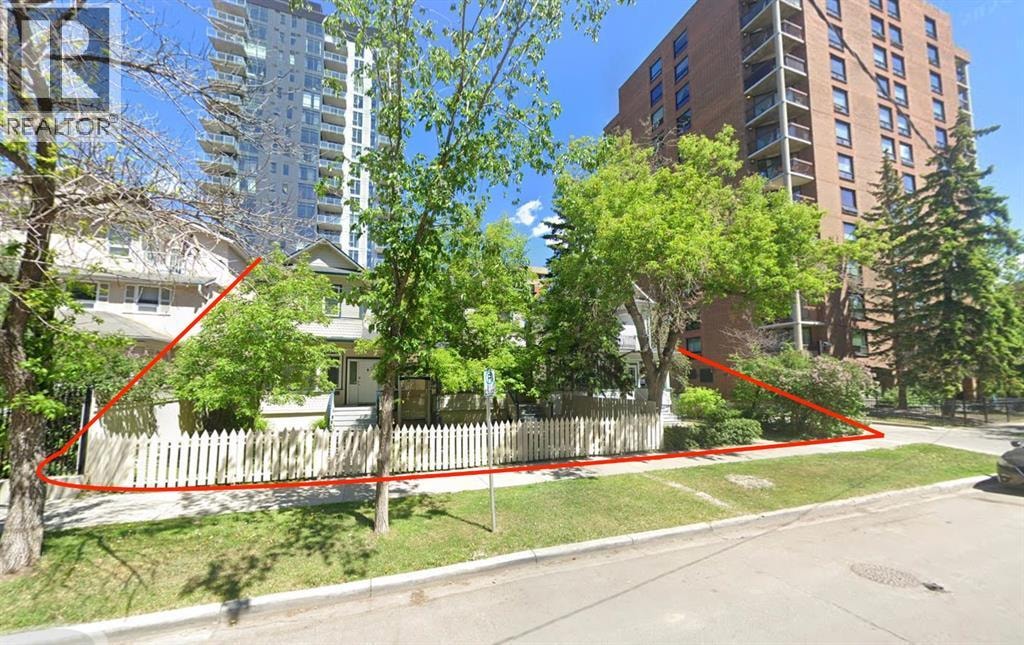 1316 15 Avenue SW — photo 11