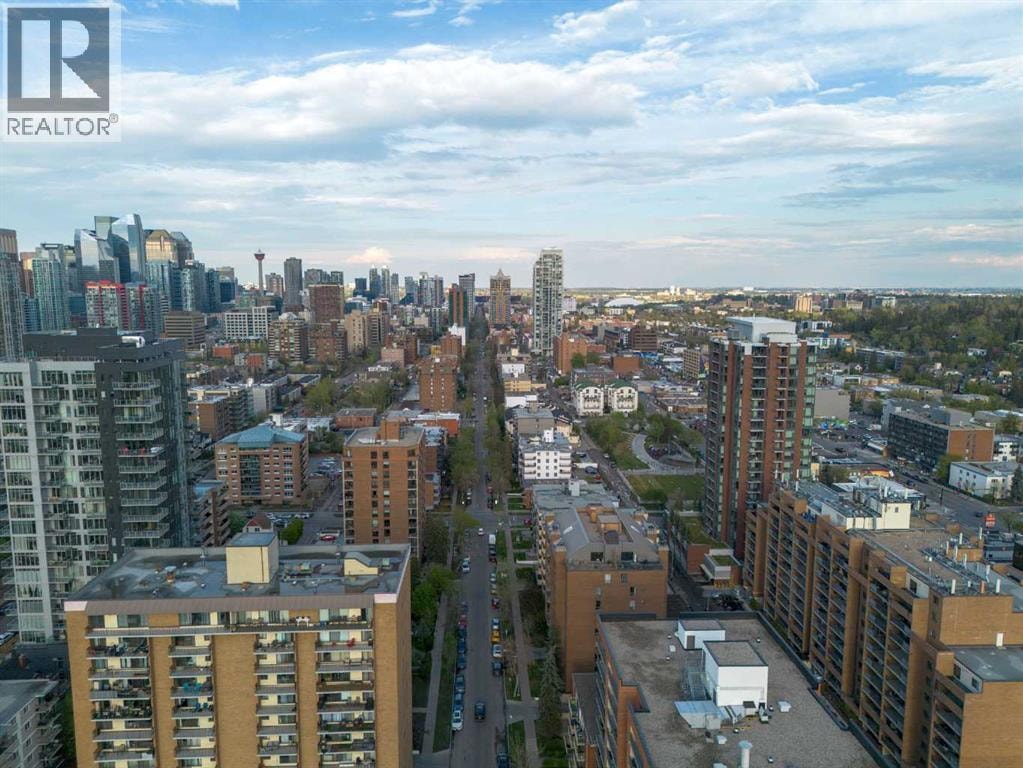 1316 15 Avenue SW — photo 7