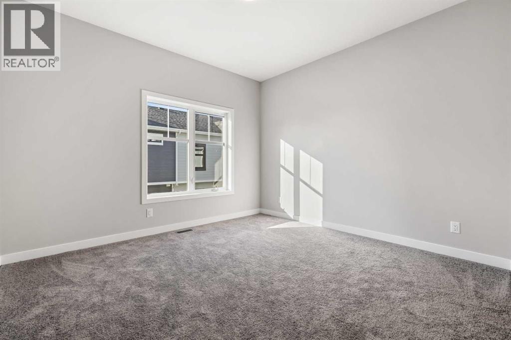 153 Mahogany Gardens SE — photo 11