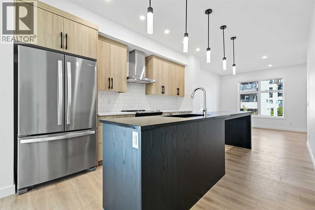 157 Mahogany Gardens SE — photo 3