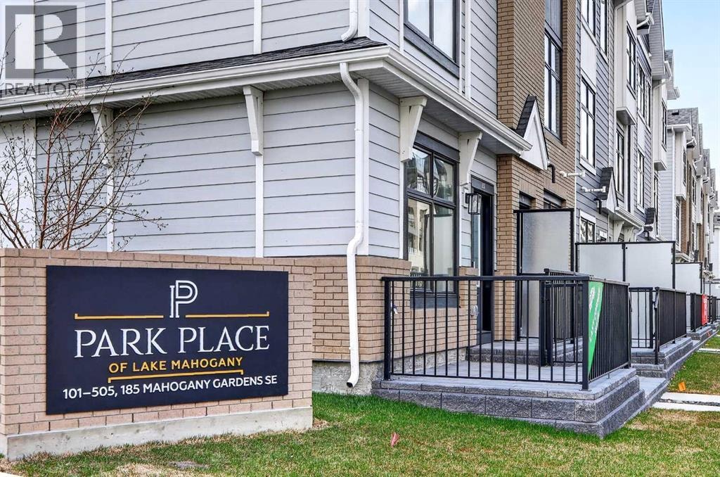 157 Mahogany Gardens SE — photo 21