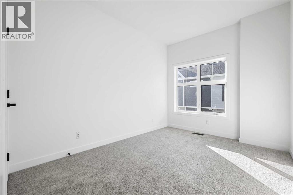 157 Mahogany Gardens SE — photo 13