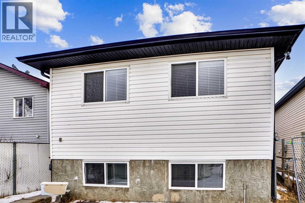 193 Martindale Drive NE — photo 46