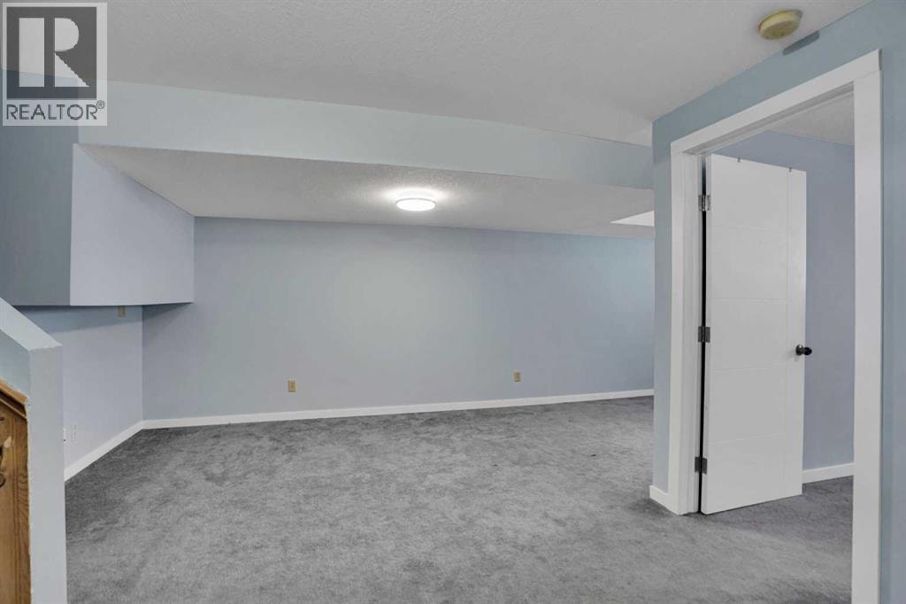 193 Martindale Drive NE — photo 35