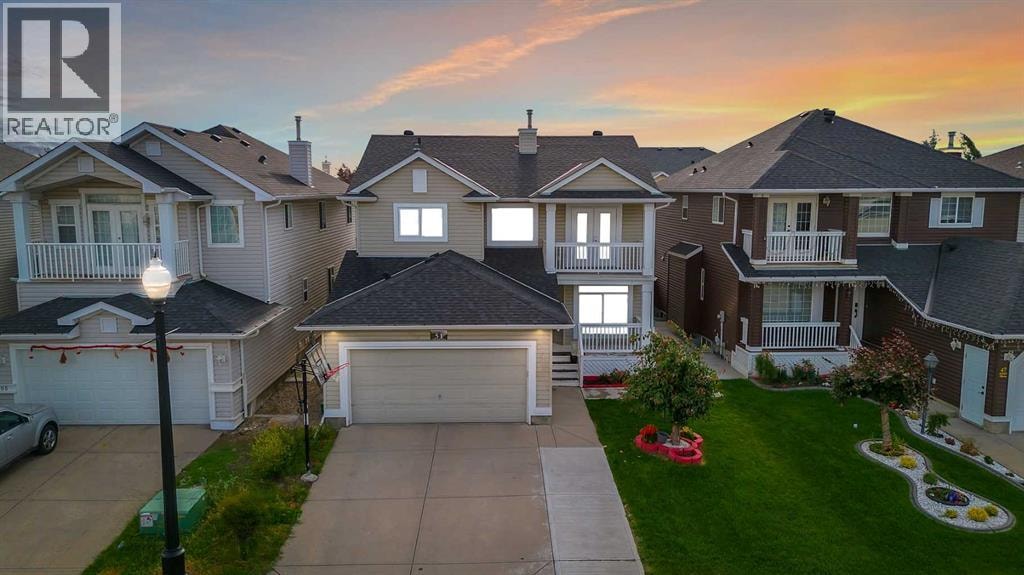 51 Coral Reef Close NE