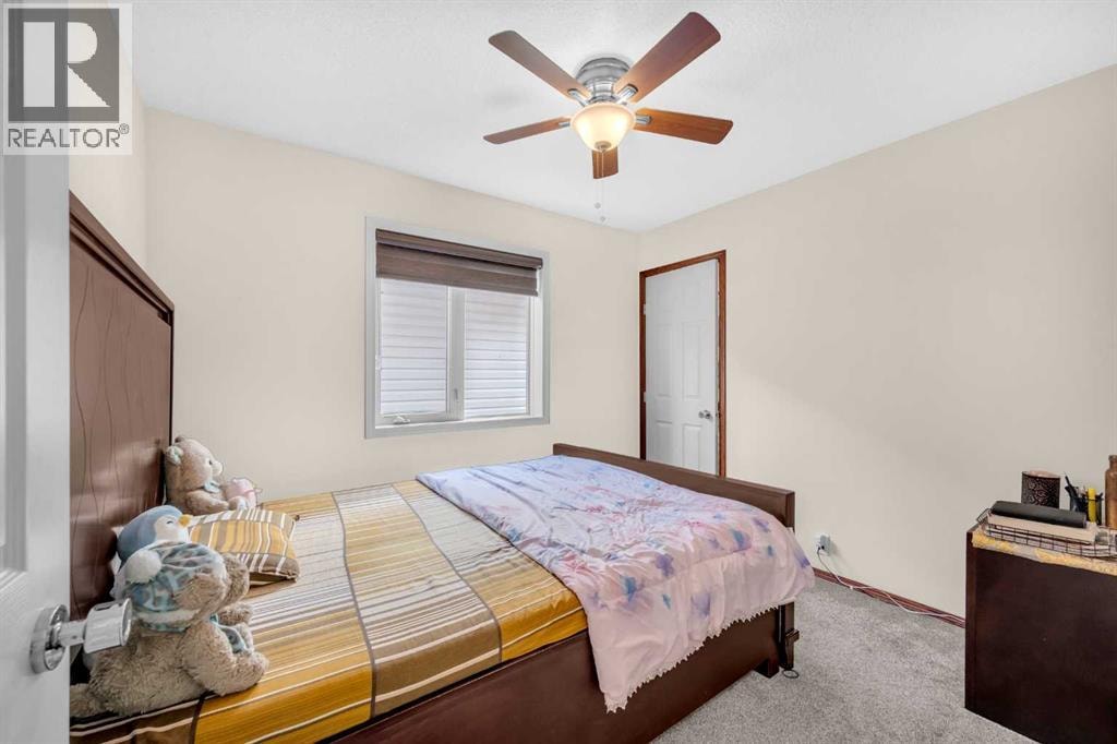 51 Coral Reef Close NE — photo 17