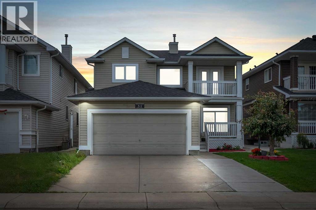 51 Coral Reef Close NE — photo 2